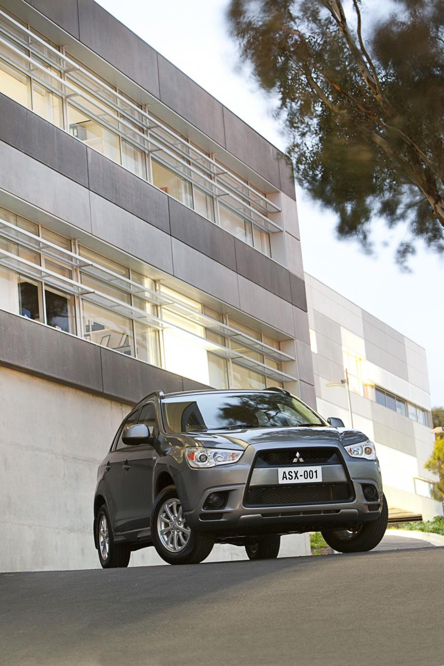  Mitsubishi ASX 2010 года  (AU) (фото 14 из 18)